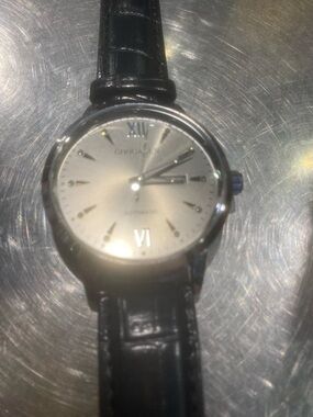 New Classic Men’s Automatic Silver Dial Watch with Black Leather Strap